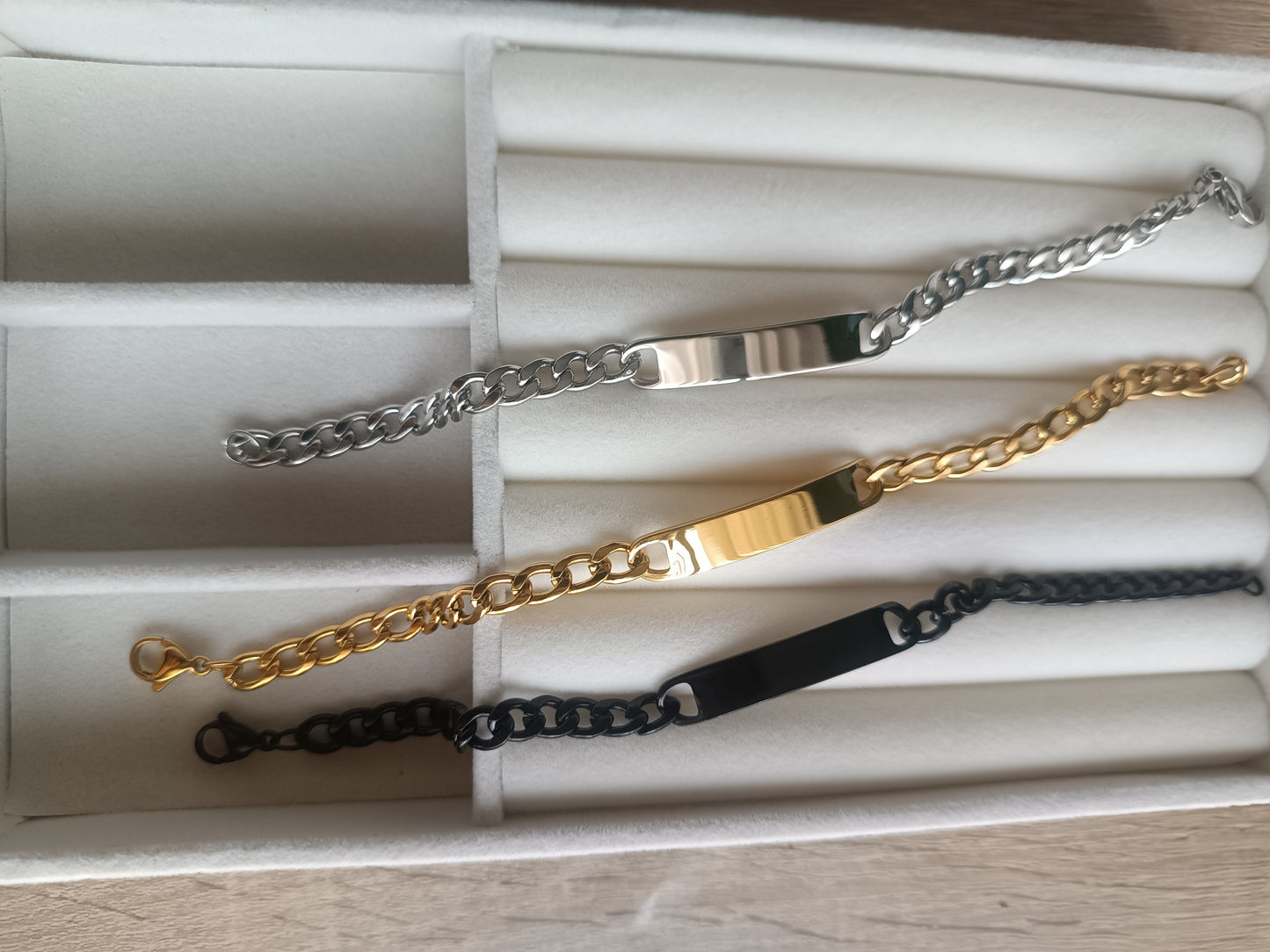 PULSERA MODELO DUXX