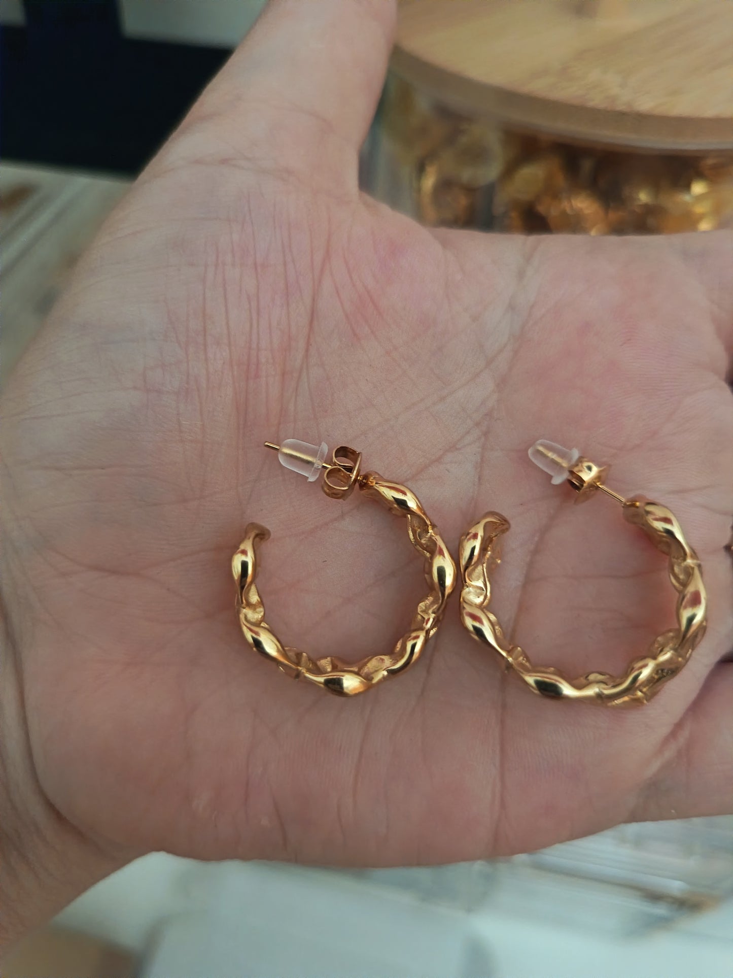 Pendientes aro entrelazado